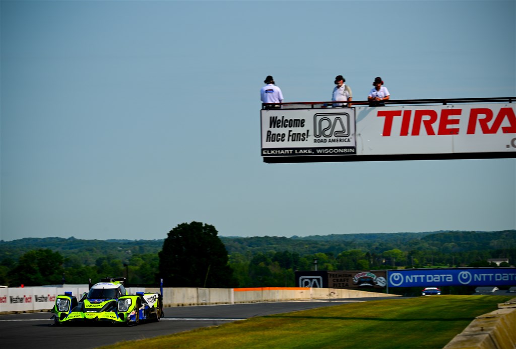 Mikkel Jensen sendt ud af kampen på Road America
(Foto: TDS Racing)